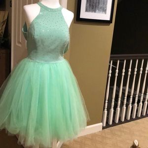 Ashley Lauren mint cocktail party or prom dress